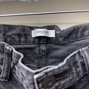 Moussy Vintage Distressed Black Jeans
